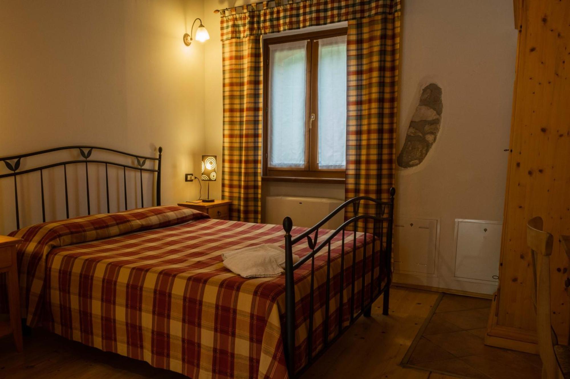 Agriturismo Revena Brentino Belluno エクステリア 写真