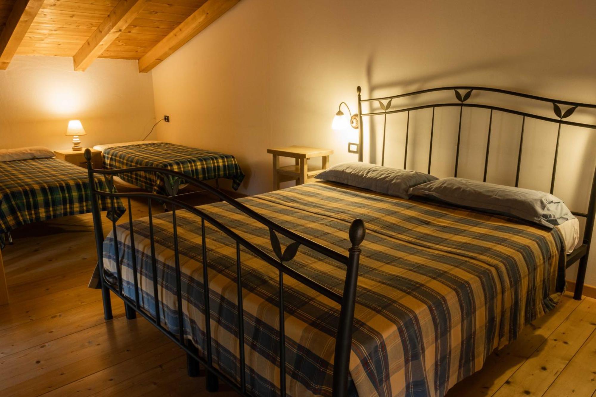 Agriturismo Revena Brentino Belluno エクステリア 写真