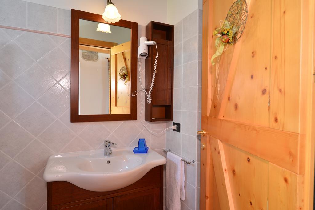 Agriturismo Revena Brentino Belluno エクステリア 写真
